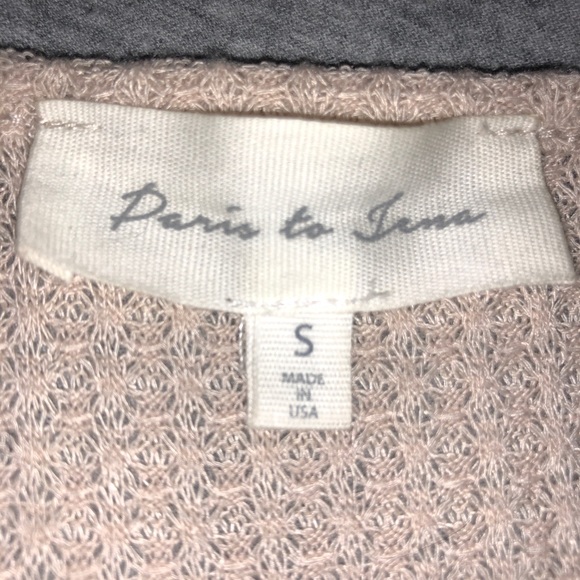 Long Trumpet Sleeve Top - Picture 3 of 3